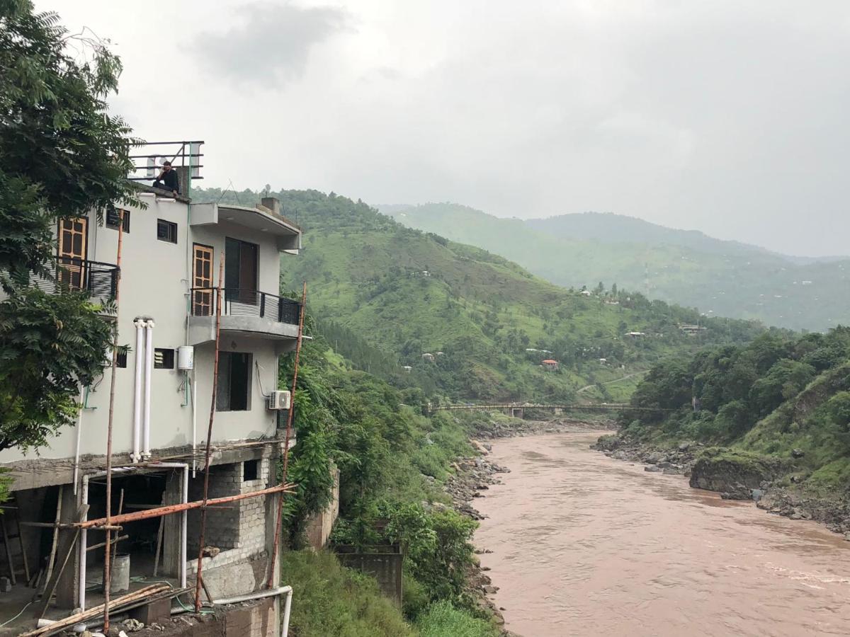 Hotel La Orilla Muzaffarabad Exteriér fotografie
